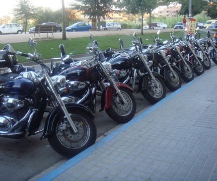 Historia Custom Intruders